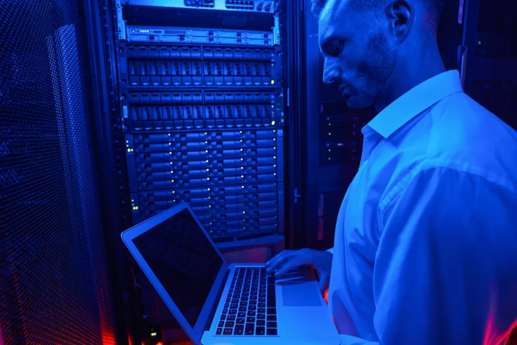 How Much Does a Dedicated Server Cost? 2 benefits of a dedicated server