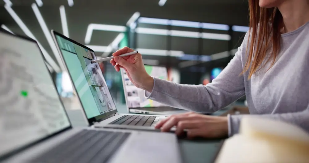 What Is Compliance in IT? A Clear Guide for Businesses to Protect Data and Follow the Rules 1 What Does It Mean To be In Compliance